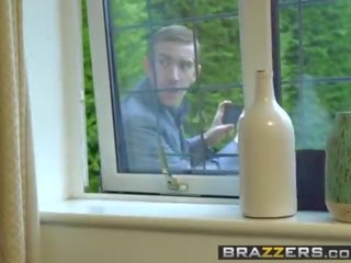 Brazzery - gwiazdy porno jak to duży - (aletta ocean danny d) - peeping the gwiazda porno