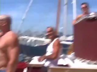 Karmena hayes fucked par a laiva