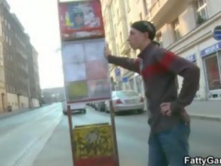 Mastný výbery hore ho od tram prestať a fucks